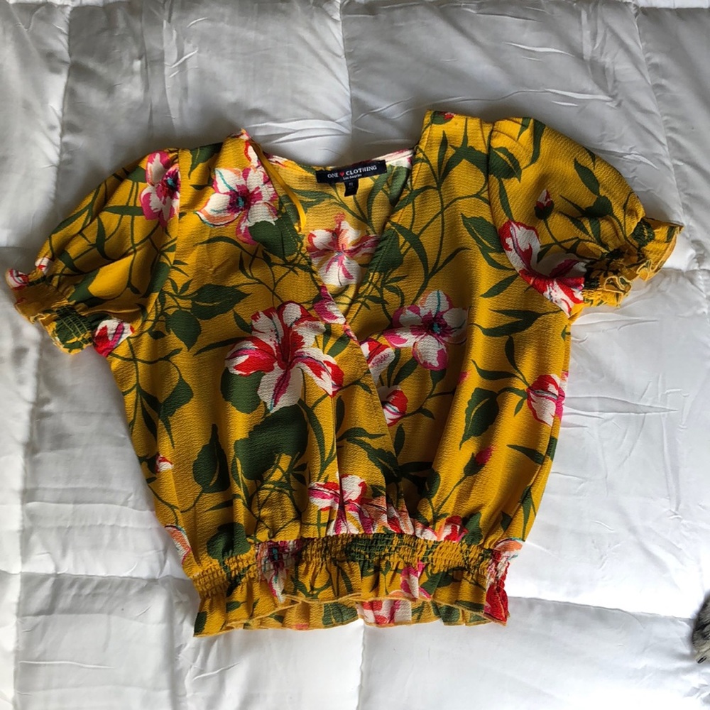 Floral top